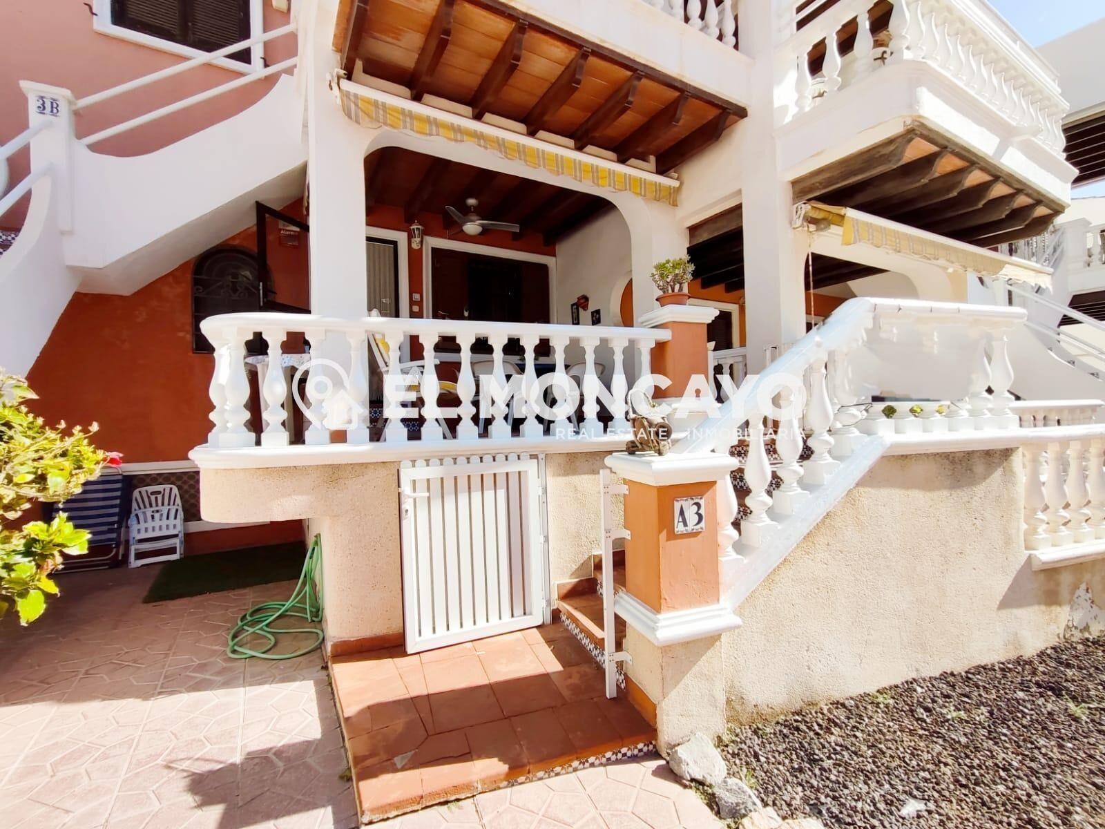 Fantástico bungalow adosado con vistas al mar en Guardamar del Segura, Alicante