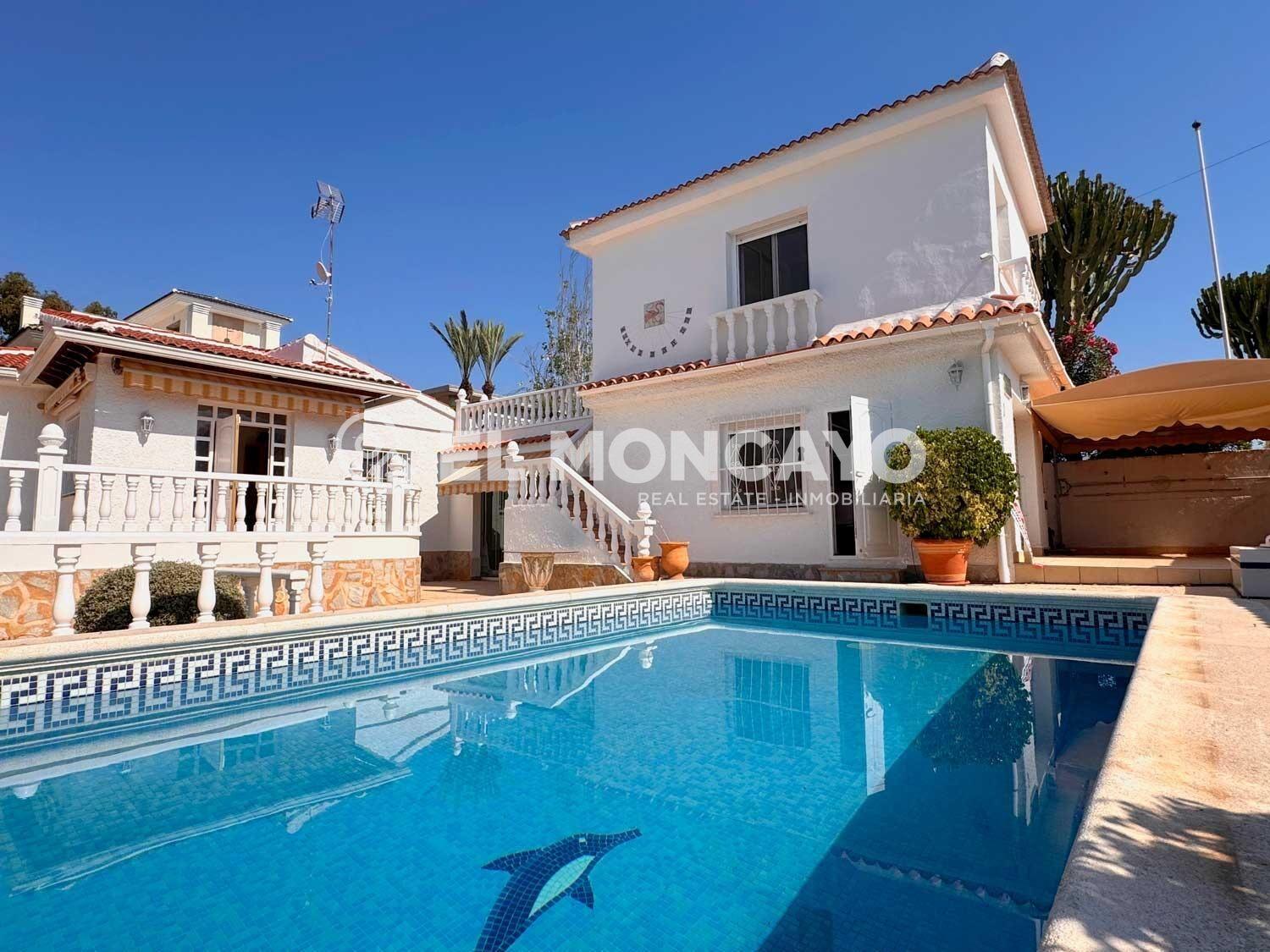 Fantástico chalet independiente con piscina privada en Ciudad Quesada, Alicante, Costa Blanca